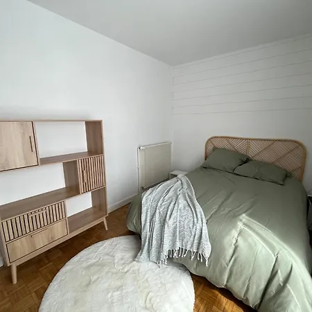 Parenthese Toulousaine - Metro Roseraie Homestay szállás *